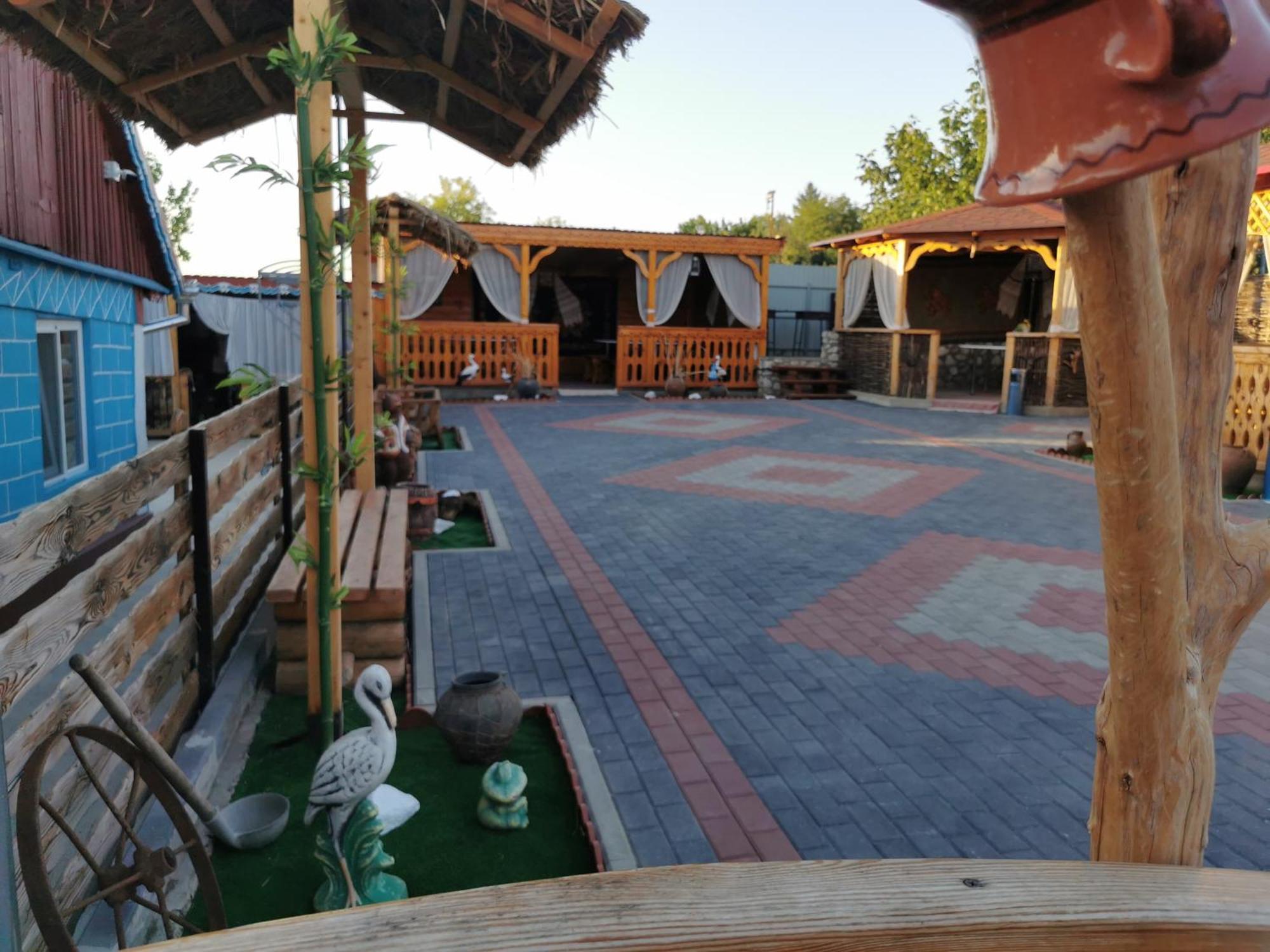 La Madalina Bed & Breakfast Selemet Bagian luar foto